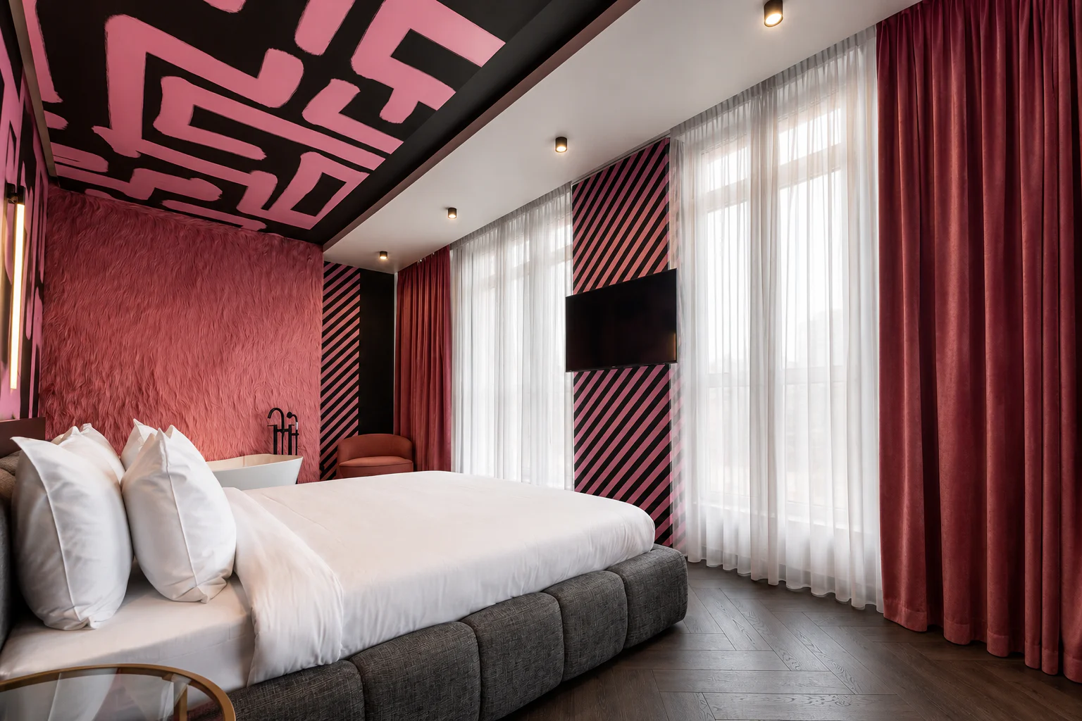Penthouse Collection “Pink Panther”, фото 19